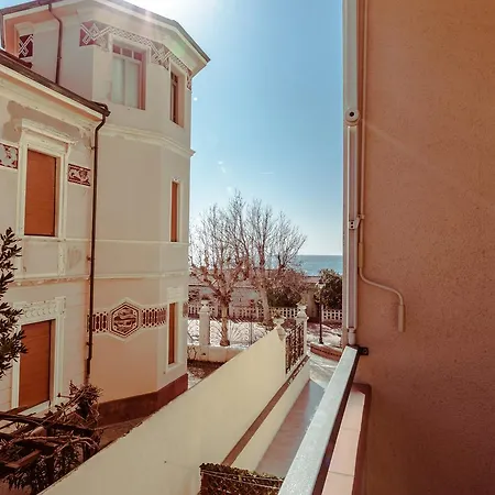 Le Terrazze * Follonica